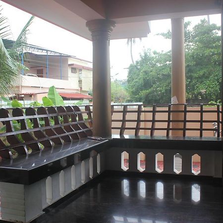 Navendu Home Stay Alappuzha Экстерьер фото